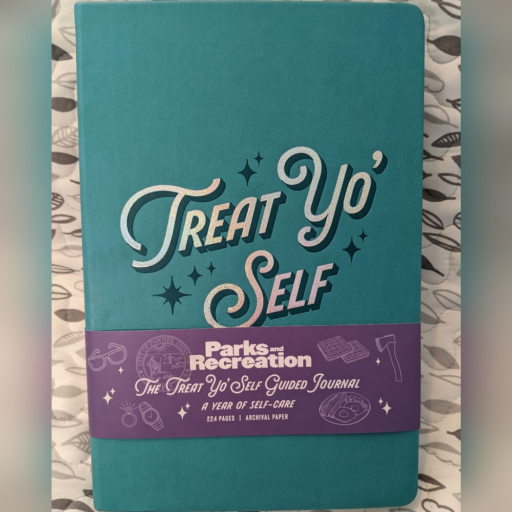 Treat Yo' Self Guided Journal: A Year of Self-Care (Parks & Recreation)